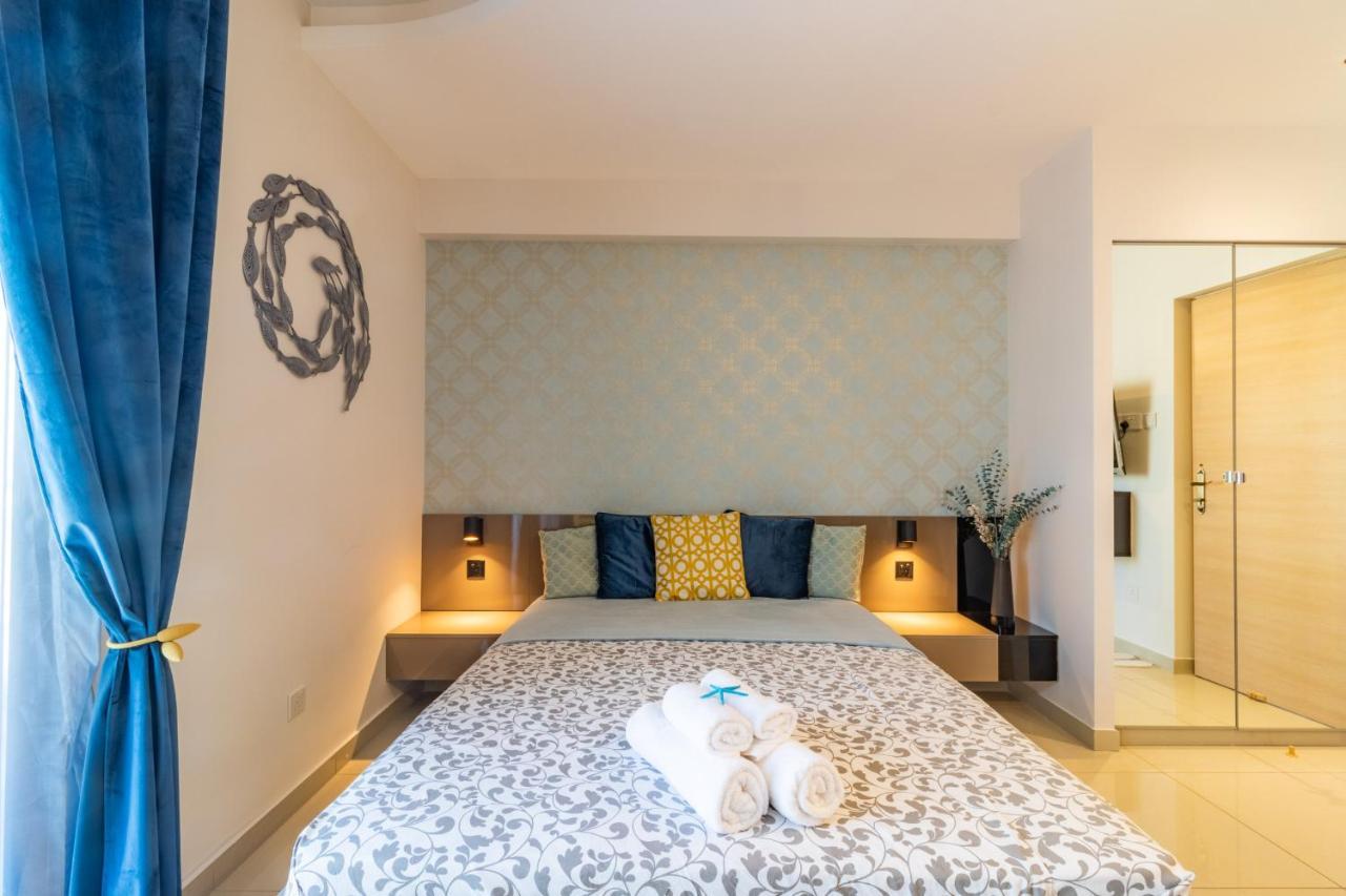 Light House - Seafront Cosy Studio With Library Paphos Exterior foto